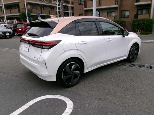 オーラ １．２　Ｇ　ＦＯＵＲ　レザーエディション　４ＷＤ　ナビ＋ＡＶＭ＋ＢＯＳＥ　ＥＴＣ２．０　ベージュ内装　試乗車　ワンオ－ナ－車　ＬＫＡ　試乗車　レザーシート　追従クルコン　禁煙　ＬＥＤライト　バックモニター　インテリキー　寒冷地仕様　４ＷＤ　ＥＴＣ　アルミ　記録簿　サイドカメラ　盗難警報器　キーレスエントリー（2枚目）