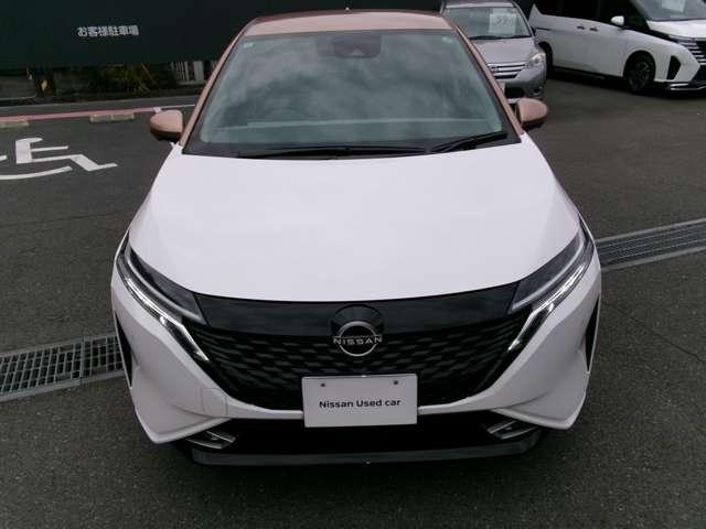 オーラ １．２　Ｇ　ＦＯＵＲ　レザーエディション　４ＷＤ　ナビ＋ＡＶＭ＋ＢＯＳＥ　ＥＴＣ２．０　ベージュ内装　試乗車　ワンオ－ナ－車　ＬＫＡ　試乗車　レザーシート　追従クルコン　禁煙　ＬＥＤライト　バックモニター　インテリキー　寒冷地仕様　４ＷＤ　ＥＴＣ　アルミ　記録簿　サイドカメラ　盗難警報器　キーレスエントリー（17枚目）