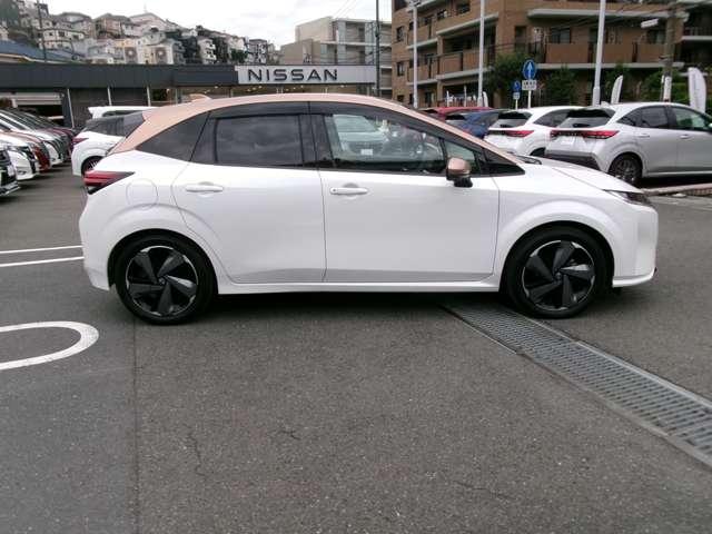 オーラ １．２　Ｇ　ＦＯＵＲ　レザーエディション　４ＷＤ　ナビ＋ＡＶＭ＋ＢＯＳＥ　ＥＴＣ２．０　ベージュ内装　試乗車　ワンオ－ナ－車　ＬＫＡ　試乗車　レザーシート　追従クルコン　禁煙　ＬＥＤライト　バックモニター　インテリキー　寒冷地仕様　４ＷＤ　ＥＴＣ　アルミ　記録簿　サイドカメラ　盗難警報器　キーレスエントリー（19枚目）