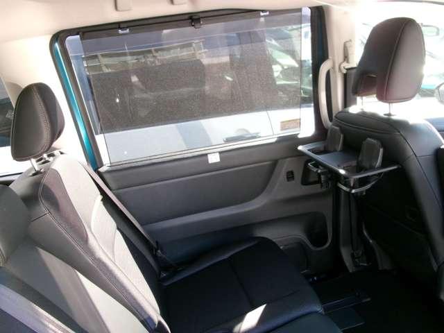 セレナ ２．０　ハイウェイスターＶ　ナビ＋ＡＶＭ　ＥＴＣ　前後Ｄレコ　Ｐ－ｐｉｌｏｔ　１オーナー　Ｗ電動スライド　レーダークルコン　レーンアシスト　ＬＥＤランプ　ワンオーナー車　盗難防止システム　ＥＴＣ装備　カーテンエアバッグ　アルミホイール　キーフリー　メモリ－ナビ　ナビＴＶ　記録簿　エアコン（18枚目）