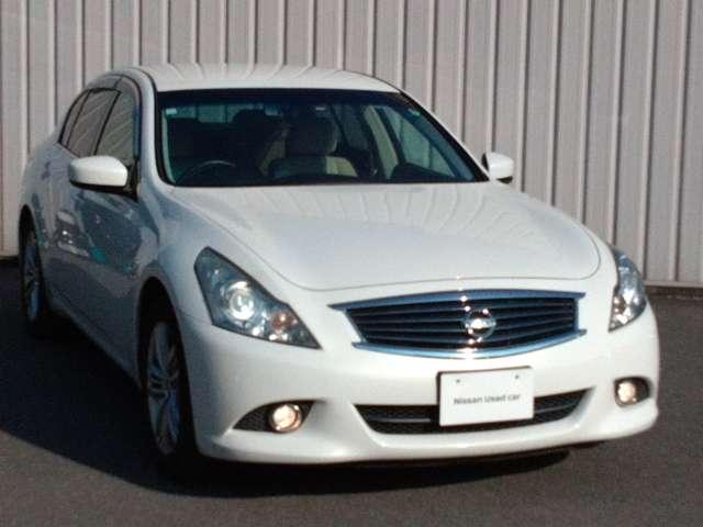 スカイライン ２．５　２５０ＧＴ　ナビ＋Ｂカメラ　ＥＴＣ　Ｄレコ　ＨＩＤ　Ａ／Ｗ　１オーナー　ドライブレコーダー　イモビライザー　ワンオーナー　バックカメラ　ＥＴＣ　点検記録簿　サイドカメラ　ＨＤＤナビ　ナビＴＶ　オートエアコン　キーレスエントリー　寒冷地仕様　パワーウィンドウ　エアバッグ（18枚目）