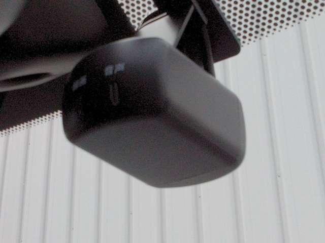 リーフ e+ AUTECH ナビ+AVM ETC2.0 Dレコ P-pilot 1オーナー インテリジェントアラウンドビューモニター LED レーンキープアシスト クルコン ドラレコ バックカメラ インテリジェントキー ワンオーナー 寒冷地仕様 ナビTV サイドエアバッグ キーフリー 記録簿(13枚目)