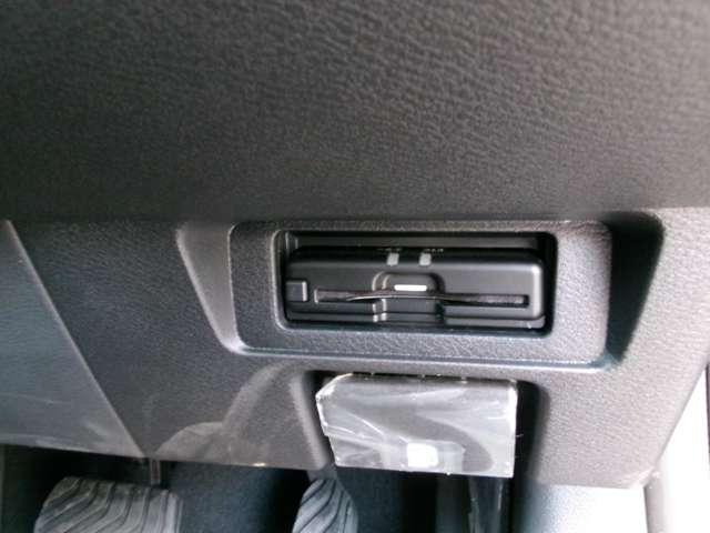 ノート １．２　Ｘ　ナビ＋ＡＶＭ　ＥＴＣ　Ｄレコ　ＬＥＤ　当社社用車　リアカメラ　衝突被害軽減ブレ－キ　全方位カメラ　ＥＴＣ付　禁煙車　レーンアシスト　インテリジェントキー　ワンオーナー　ドラレコ　アイドリングストップ　整備記録簿　盗難防止システム　ワンセグＴＶ　ＡＢＳ（14枚目）