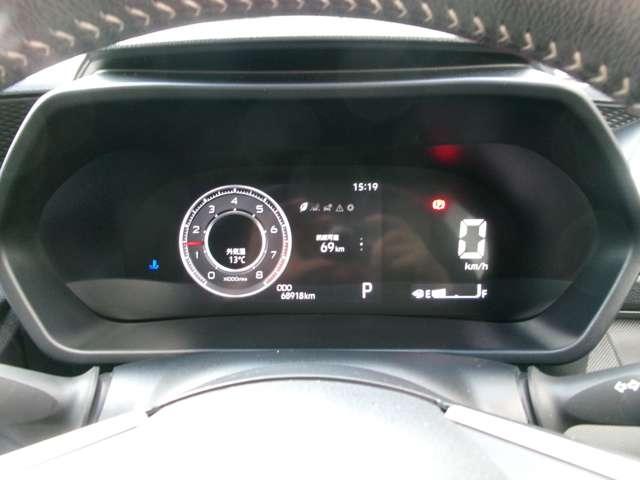 ロッキー １．０　プレミアム　ディスプレイオーディオ＋ＡＶＭ　ＥＴＣ　Ｄレコ　衝突軽減システム　ＥＴＣ車載器　車線逸脱警報　スマ－トキ－　Ｂカメラ　クルーズコントロール　アルミホイール　キーフリーシステム　サイドエアバッグ　エアコン　エアバッグ　パワーステアリング　ドラレコ（5枚目）