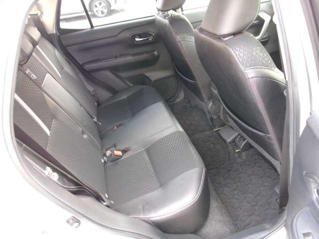 ロッキー １．０　プレミアム　ディスプレイオーディオ＋ＡＶＭ　ＥＴＣ　Ｄレコ　衝突軽減システム　ＥＴＣ車載器　車線逸脱警報　スマ－トキ－　Ｂカメラ　クルーズコントロール　アルミホイール　キーフリーシステム　サイドエアバッグ　エアコン　エアバッグ　パワーステアリング　ドラレコ（10枚目）