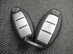 インテリジェントキー装備。ポケットやカバンに入れておくだけ。車両の始動操作を楽にする便利アイテム☆ 5