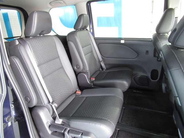 e-パワー ハイウェイスターV プレミアム認定中古車 弊社展示試乗車/禁煙車 防水シート 後席モニター スマートミラー プロパイロット 踏み間違い衝突防止アシスト 全周囲カメラ ブルーレイ再生カーナビ ETC2.0 前後ドラレコ(18枚目)