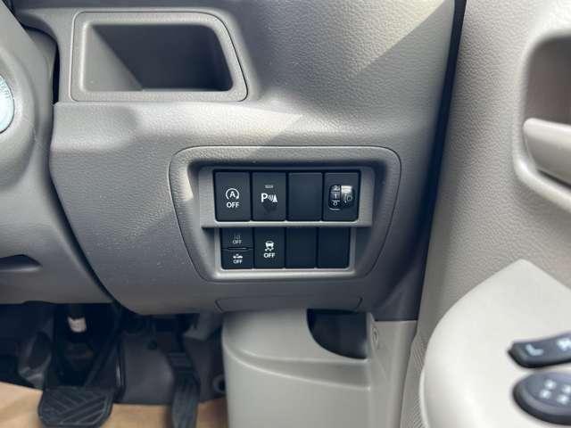 ＮＶ１００クリッパーバン ６６０　ＤＸ　ＧＬパッケージ　ハイルーフ　４ＷＤ　ナビ＋Ｂカメラ＋Ｄレコ　ＥＴＣ　１オーナー　エマージェンシーＢ　パワーウィンド　Ｂモニタ　ＥＴＣ付き　パートタイム４ＷＤ　メンテナンスノート　キーレスエントリー　エアコン　ダブルエアバッグ　ワンセグ　ドライブレコーダー　ワンオーナー　ナビＴＶ（11枚目）