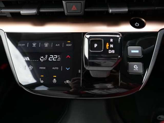 サクラ G ナビ+AVM+ETC P-pilot LED 試乗車 アラウンドビュ 展示試乗車UP ワンオーナ 踏み間違い防止アシスト 寒冷地仕様 LEDヘッドランプ Pアシスト スマートキー 禁煙車使用 LDW 盗難防止システム オートエアコン ETC ABS(13枚目)