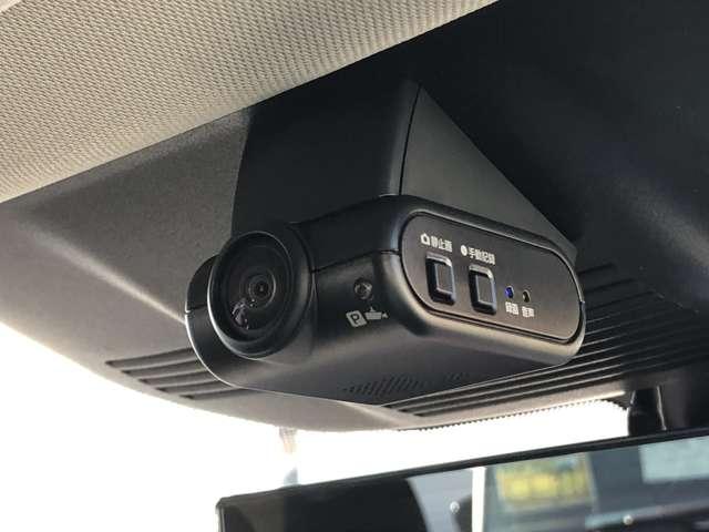 エクストレイル １．５　Ｇ　ｅ－４ＯＲＣＥ　４ＷＤ　ナビ＋ＡＶＭ＋ＥＴＣ　Ｄレコ　Ｐ－ｐｉｌｏｔ　ＡＷＩＮ　試乗車　試乗車　パークアシスト　禁煙　寒冷地仕様　ＬＥＤヘッドランプ　ナビＴＶ　スマートキー　レーダークルーズ　ＬＫＡ　キーフリー　ＥＴＣ　４ＷＤ　アルミホイール　メモリーナビ　記録簿　ドライブレコーダー（16枚目）