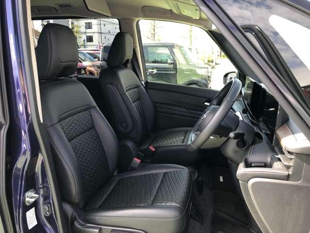 セレナ １．４　ｅ－ＰＯＷＥＲ　ハイウェイスターＶ　ナビ＋ＡＶＭ＋Ｄレコ＋Ｒモニター＋ＥＴＣ　試乗車　自動（被害軽減）ブレーキ　展示試乗車ＵＰ　ＬＤＰ　追従クルーズ　ＬＥＤランプ　寒冷地仕様　バックモニター　禁煙　アルミホイール　ドライブレコーダ　ＥＴＣ　記録簿　盗難防止システム　スマートキー（7枚目）