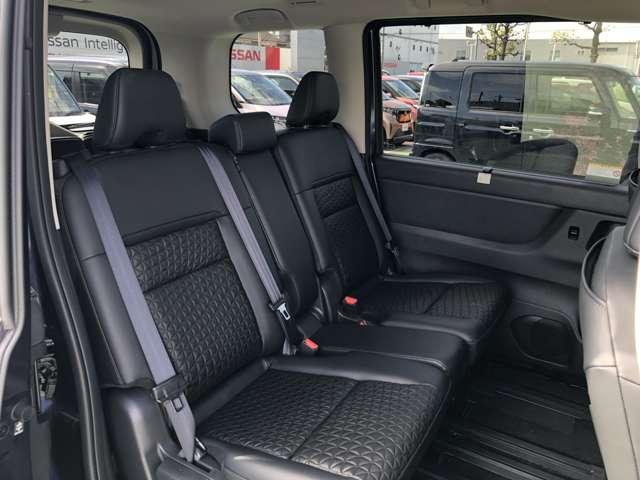 セレナ １．４　ｅ－ＰＯＷＥＲ　ハイウェイスターＶ　ナビ＋ＡＶＭ＋Ｄレコ＋Ｒモニター＋ＥＴＣ　試乗車　自動（被害軽減）ブレーキ　展示試乗車ＵＰ　ＬＤＰ　追従クルーズ　ＬＥＤランプ　寒冷地仕様　バックモニター　禁煙　アルミホイール　ドライブレコーダ　ＥＴＣ　記録簿　盗難防止システム　スマートキー（8枚目）