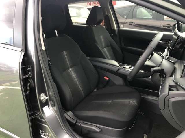 ノート １．２　Ｘ　ＦＯＵＲ　４ＷＤ　ナビ　Ｐパイロット　ＡＶＭ　Ｄレコ　ＥＴＣ　エアＢ　ＰＷ　インテリジェントキ－　寒冷地仕様　４ＷＤ　ＥＴＣ　ワンオーナー　ドラレコ　記録簿　バックカメラ　アイドリングストップ　ＡＢＳ　盗難防止システム　オートエアコン　サイドエアバッグ　ワンセグ（7枚目）