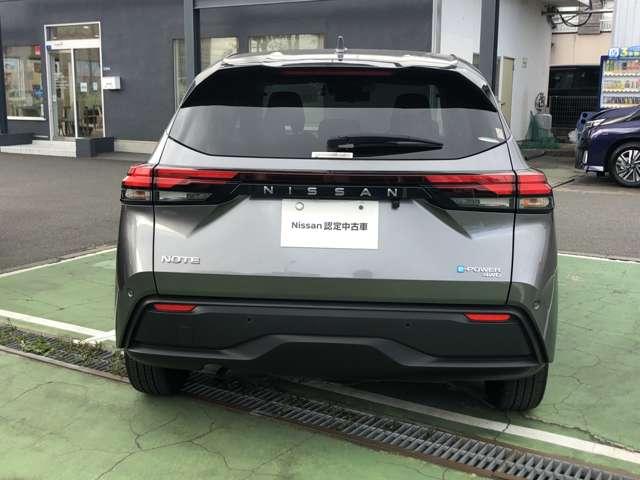 ノート １．２　Ｘ　ＦＯＵＲ　４ＷＤ　ナビ　Ｐパイロット　ＡＶＭ　Ｄレコ　ＥＴＣ　エアＢ　ＰＷ　インテリジェントキ－　寒冷地仕様　４ＷＤ　ＥＴＣ　ワンオーナー　ドラレコ　記録簿　バックカメラ　アイドリングストップ　ＡＢＳ　盗難防止システム　オートエアコン　サイドエアバッグ　ワンセグ（17枚目）