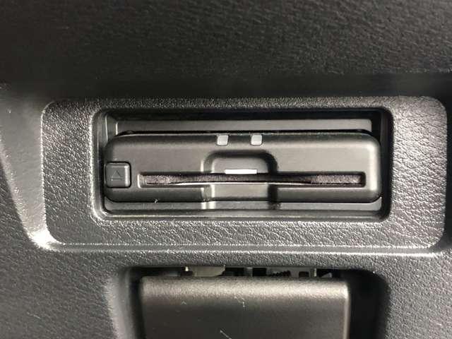 オーラ １．２　ＮＩＳＭＯ　ナビ　ＡＶＭ　前後ドラレコ　ＥＴＣ２．０　カーテンエアバッグ　エマブレ　インテリキー　ＥＴＣ　ドラレコ　車線逸脱警報　ワンセグ　キーフリーシステム　ダブルエアバック　定期点検記録簿　アルミホイール　運転席エアバッグ　メモリーナビ　ナビＴＶ（9枚目）