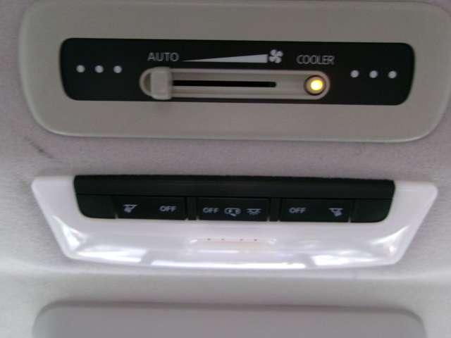 セレナ ２．０　ハイウェイスター　ＭＭ５１６－Ｌナビ　ＴＶ　ＣＤ　ＳＤ　ＤＶＤ　ブルーレイ　ＵＳＢ　スマートキー＆プッシュスタート　メモリーナビゲーション　１オーナー　ＬＥＤ　キーレス　ナビＴＶ　点検記録簿　ＥＴＣ車載器　ダブルエアバック　ワンセグテレビ　アルミホイル　ＡＢＳ　ドライブレコーダー（13枚目）