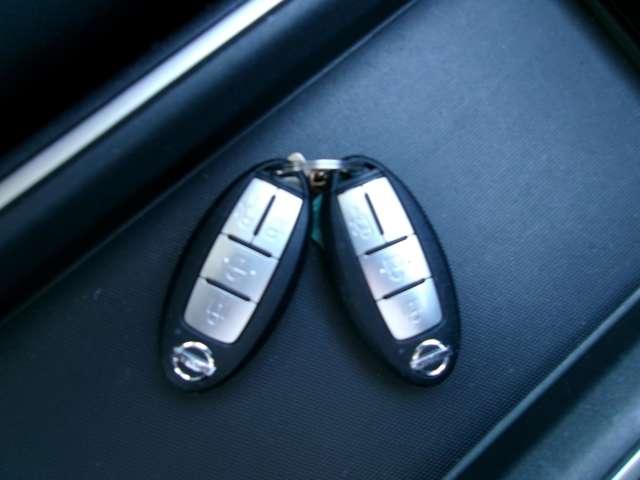 セレナ １．２　ｅ－ＰＯＷＥＲ　ハイウェイスター　Ｖ　ＭＭ５２０Ｄ－Ｌ　ＡＶＭ　プロパイロット　ＥＴＣ２．０　３６０°カメラ　エマジェンシーブレーキ　１オナ　寒冷地仕様　スマキー　ＬＥＤ　レーンアシスト　点検記録簿付　ＥＴＣ　ドラレコ　Ａストップ　イモビ　サイドカーテンエアバック　フルオートエアコン　ナビＴＶ（17枚目）