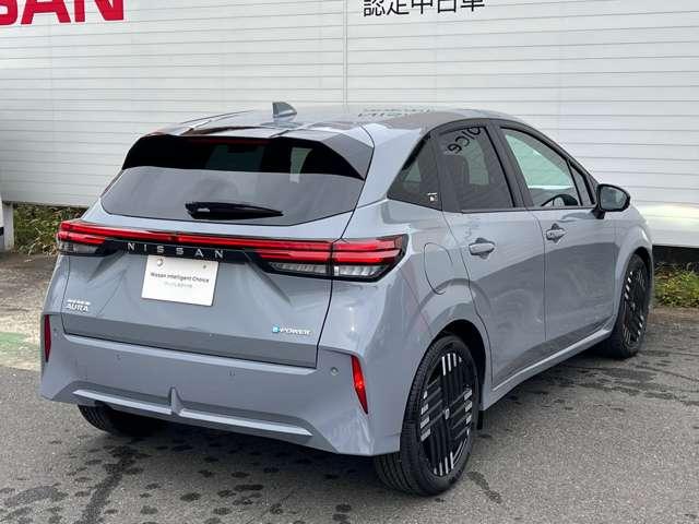 オーラ Ｇ　ナビ＋ＡＶＭ＋ＥＴＣ　Ｄレコ　Ｐ－ｐｉｌｏｔ　試乗車　自動（被害軽減）ブレーキ　試乗車アップ　ＬＥＤ　ＬＫＡ　ＥＴＣ　ドライブレコーダー　カーテンエアバッグ　イモビライザー　アルミホイール　禁煙　インテリジェントキー　パワーウィンドウ　寒冷地仕様　記録簿（2枚目）