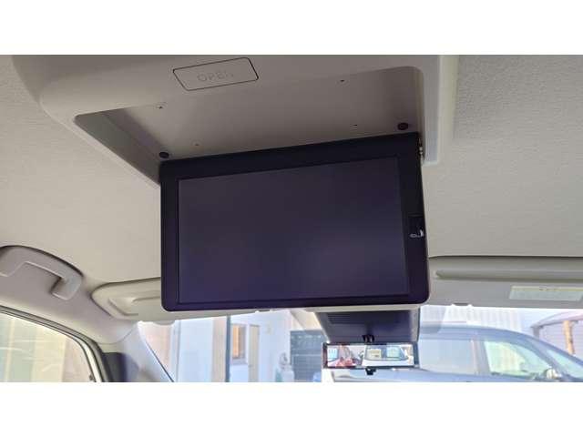 セレナ ２．０　ハイウェイスターＶ　ナビ＋ＡＶＭ＋Ｄレコ＋ＥＴＣ　ＡＷＩＮ　ＬＥＤ　試乗車　Ｗ電動スライド　レーダークルコン　レーンアシスト　展示試乗車ＵＰ　ＬＥＤランプ　盗難防止システム　ＥＴＣ装備　カーテンエアバッグ　アルミホイール　キーフリー　メモリ－ナビ　ナビＴＶ　記録簿　エアコン（11枚目）