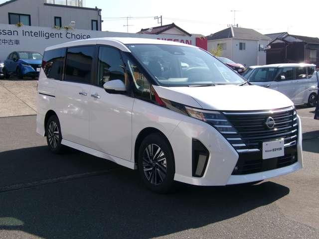 セレナ １．４　ｅ－ＰＯＷＥＲ　ハイウェイスターＶ　ナビ　後席Ｍ　ＡＶＭ　前後ドラレコ　ＥＴＣ２．０　自動（被害軽減）ブレーキ　展示試乗車ＵＰ　ＬＤＰ　追従クルーズ　バックモニター　禁煙　アルミホイール　ドライブレコーダ　ＥＴＣ　記録簿　盗難防止システム　スマートキー　１オナ　オートエアコン　ナビＴＶ（15枚目）