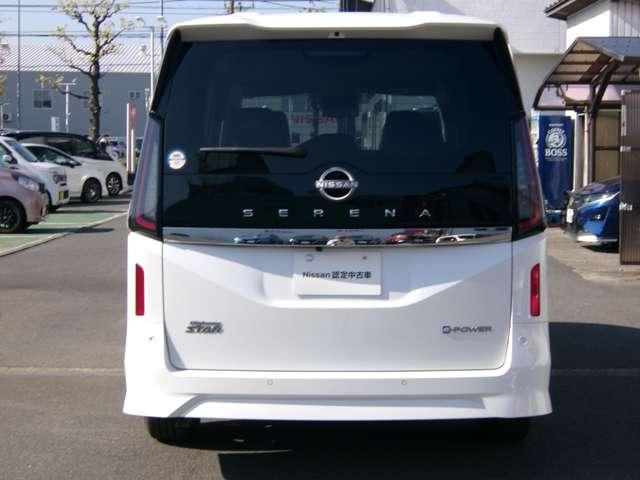 セレナ １．４　ｅ－ＰＯＷＥＲ　ハイウェイスターＶ　ナビ　後席Ｍ　ＡＶＭ　前後ドラレコ　ＥＴＣ２．０　自動（被害軽減）ブレーキ　展示試乗車ＵＰ　ＬＤＰ　追従クルーズ　バックモニター　禁煙　アルミホイール　ドライブレコーダ　ＥＴＣ　記録簿　盗難防止システム　スマートキー　１オナ　オートエアコン　ナビＴＶ（19枚目）