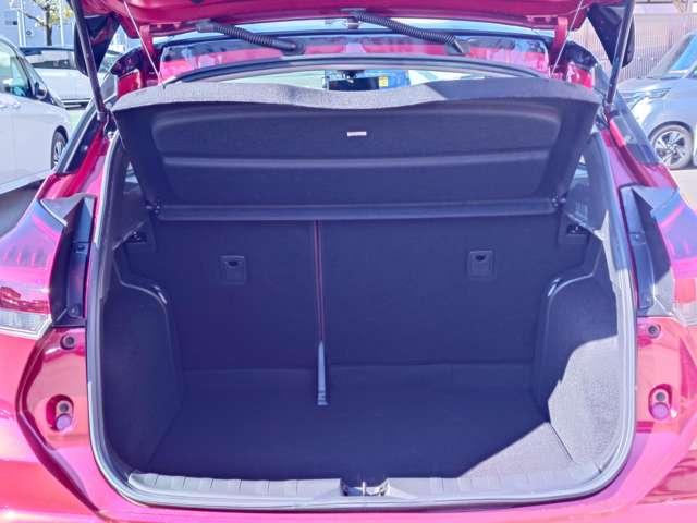 キックス １．２　Ｘ　スタイルエディション　（ｅ－ＰＯＷＥＲ）　ナビ＋ＡＶＭ＋Ｄレコ　ＥＴＣ　Ｓスタイル　１オーナー　アラウンドビュー　エマブレ　ＬＥＤヘッドランプ　車線逸脱　ワンオーナー　セキュリティ　ＥＴＣ　スマートキー　ナビＴＶ　メモリ－ナビ　パワステ　エアコン　キーレス　パワーウィンドウ　ＡＢＳ　バックカメラ（8枚目）