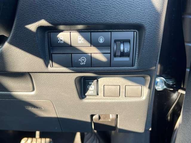 ルークス ＨＳーＸ　ナビ＋ＡＶＭ　Ｄレコ　ＬＥＤ　１オーナー　アイスト　衝突被害軽減ブレ－キ　マルチビューカメラ　車線逸脱警報装置　ＬＥＤ　スマートキー　パワーウィンドウ　ワンオーナー　カーテンエアバック　ドライブレコーダー　記録簿　パワステ　オートエアコン（11枚目）