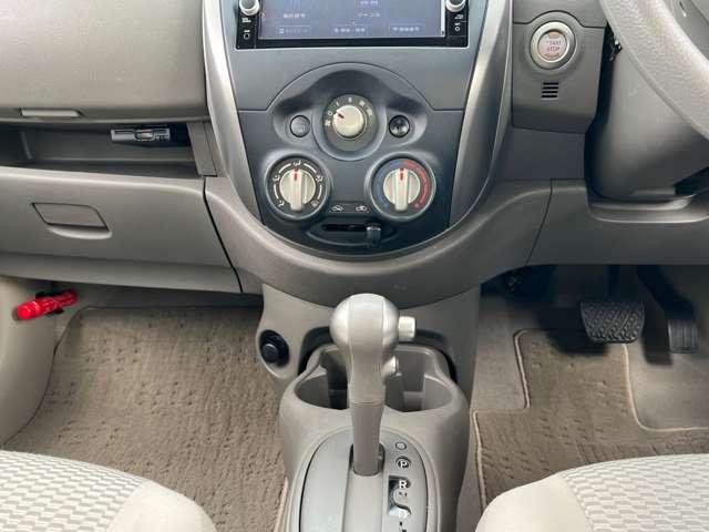 マーチ Ｘ　Ｖセレクション　ナビ＋Ｂカメラ＋Ｄレコ　１オーナー　ＥＴＣ車載器　ドラレコ　盗難防止装置　バックカメラ　スマートキー　オートエアコン　キーフリー　アイドリングストップ　Ｗエアバック　メンテナンスノート　ワンオーナー　ワンセグＴＶ　ＡＢＳ　メモリーナビ（10枚目）