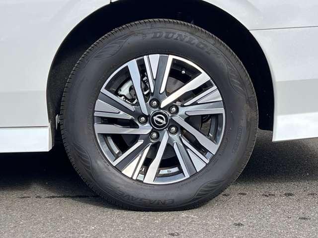 セレナ HSーV ナビ+AVM+Dレコ P-pilot 試乗車 W電動スライド レーダークルコン レーンアシスト 展示試乗車UP LEDランプ ワンオーナー車 盗難防止システム ETC装備 カーテンエアバッグ アルミホイール キーフリー メモリ-ナビ ナビTV(20枚目)