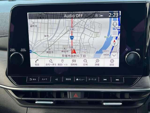 オーラ Ｇ　９０周年記念車　ナビ＋ＡＶＭ＋ＥＴＣ＋Ｄレコ　試乗車　アラウンドモニ　ＬＥＤ　スマートキー　衝突軽減ブレーキ　禁煙車　寒冷地仕様　試乗車　オートエアコン　アルミ　メモリーナビ　ドラレコ　キーレス　アイドリングストップ　ＥＴＣ　レーダークルーズ（4枚目）