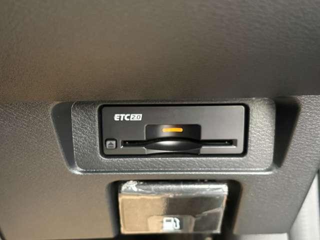 オーラ １．２　Ｇ　ナビ　アラウンドビュー　プロパイ　自動（被害軽減）ブレーキ　ＬＥＤ　ＬＫＡ　サイドカメラ　ＥＴＣ　ドライブレコーダー　カーテンエアバッグ　イモビライザー　アルミホイール　インテリジェントキー　パワーウィンドウ　ワンオーナー　ナビＴＶ（7枚目）