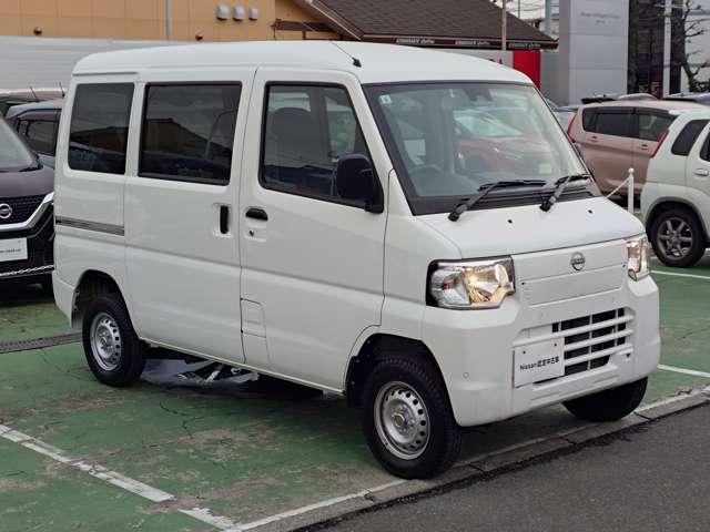 クリッパーＥＶ ２シーター　ラジオ　ハロゲン　シートヒーター　試乗車　車線逸脱警報　エマージェンシーブレーキ（13枚目）
