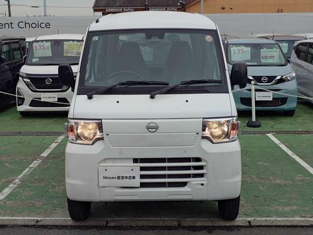 クリッパーＥＶ ２シーター　ラジオ　ハロゲン　シートヒーター　試乗車　車線逸脱警報　エマージェンシーブレーキ（14枚目）