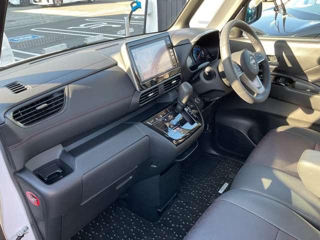 ルークス ６６０　ハイウェイスターＧターボ　プロパイロットエディション　弊社展示試乗車　メモリーナビ　アラウンドビューモニター　フロント＆車室内ドラレコ　ＥＴＣ２．０　ＳＯＳコール　両側オートスライドドア　リヤシーリングファン　ＬＥＤオートライト　ＬＥＤフォグランプ（17枚目）