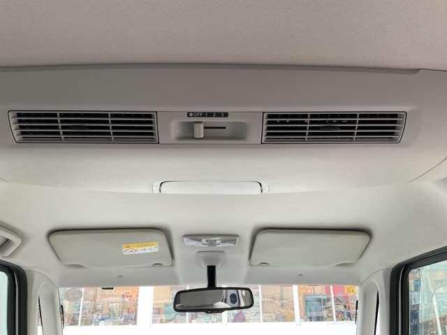 デイズルークス ６６０　Ｘ　左側オートスライドドア　メモリーナビ　アラウンドビューモニター　インテリキー　アイドリングストップ　リヤシーリングファン　プラスチックバイザー　ワンオーナー（17枚目）