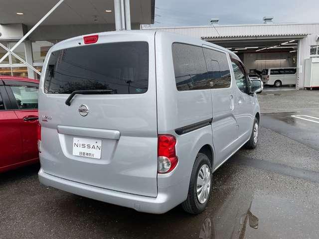 ＮＶ２００バネットワゴン １．６　１６Ｘ－２Ｒ　スライドサイドウィンドウ　ＥＴＣ　記録簿　助手席エアバック　１オーナー　パワーステアリング　ＥＴＣ　パワーウィンドウ　運転席エアバッグ　ＡＢＳ　エアコン　リモコンキー（2枚目）