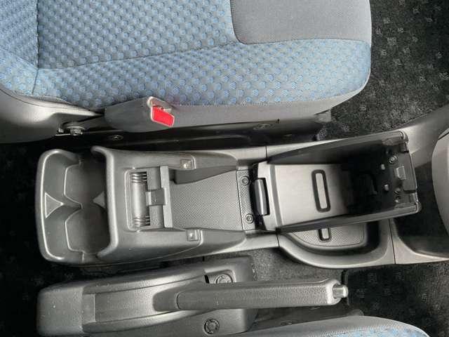 ＮＶ２００バネットワゴン １．６　１６Ｘ－２Ｒ　スライドサイドウィンドウ　ＥＴＣ　記録簿　助手席エアバック　１オーナー　パワーステアリング　ＥＴＣ　パワーウィンドウ　運転席エアバッグ　ＡＢＳ　エアコン　リモコンキー（7枚目）