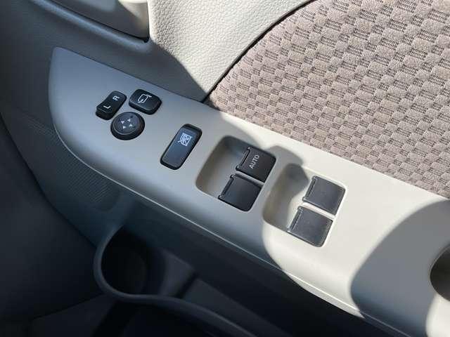 NV100クリッパーバン 660 GX ハイルーフ 社外メモリーナビ バックモニター キーレスエントリーキー パワーウィンドー 助手席エアバック アイドリングストップ ドラレコ エアコン ワンオーナー ETC レーンアシスト 運転席エアバック 記録簿有 パワステ ABS ワンセグ(6枚目)