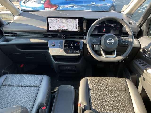 セレナ 1.4 e-POWER ハイウェイスターV 弊社展示試乗車 後席モニター 寒冷地仕様 自動(被害軽減)ブレーキ 展示試乗車UP LDP 追従クルーズ LEDランプ 寒冷地仕様 バックモニター 禁煙 アルミホイール ドライブレコーダ ETC 記録簿 盗難防止システム スマートキー 1オナ(3枚目)