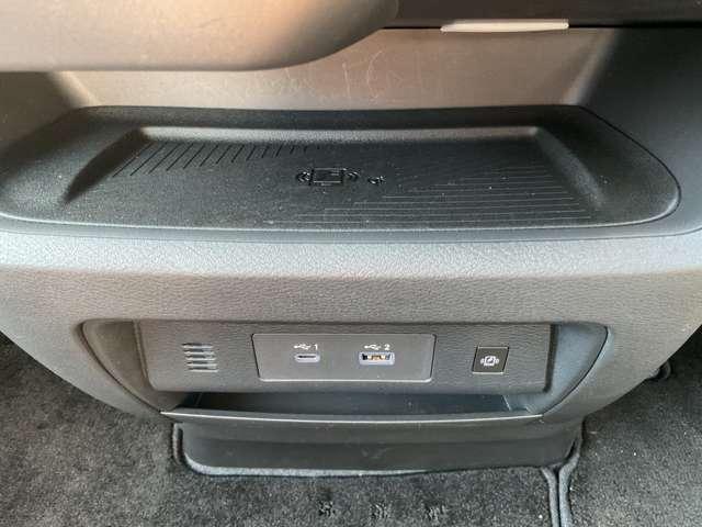 セレナ 1.4 e-POWER ハイウェイスターV 弊社展示試乗車 後席モニター 寒冷地仕様 自動(被害軽減)ブレーキ 展示試乗車UP LDP 追従クルーズ LEDランプ 寒冷地仕様 バックモニター 禁煙 アルミホイール ドライブレコーダ ETC 記録簿 盗難防止システム スマートキー 1オナ(13枚目)