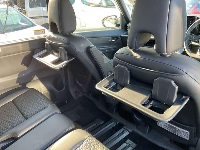 セレナ 1.4 e-POWER ハイウェイスターV 弊社展示試乗車 後席モニター 寒冷地仕様 自動(被害軽減)ブレーキ 展示試乗車UP LDP 追従クルーズ LEDランプ 寒冷地仕様 バックモニター 禁煙 アルミホイール ドライブレコーダ ETC 記録簿 盗難防止システム スマートキー 1オナ(19枚目)