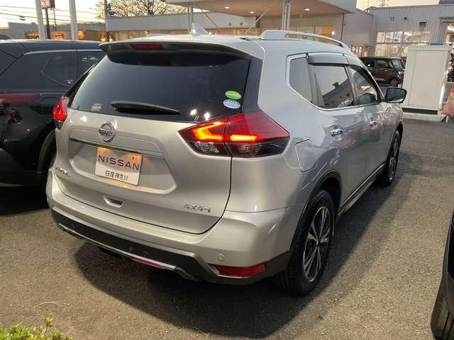 エクストレイル ２．０　２０Ｘｉ　２列車　４ＷＤ　９インチナビ　１１インチ後席モニター　セキュリティ　リアカメラ　ワンオナ　追従クルーズ　ＬＥＤ　ドライブレコーダ　インテリジェントキー　ＬＤＷ　サイドカメラ　ＥＴＣ　Ａストップ　ＡＡＣ　ナビ＆ＴＶ　メモリーナビ　キーフリー　アルミホイール（2枚目）