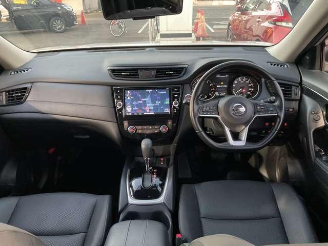 エクストレイル ２．０　２０Ｘｉ　２列車　４ＷＤ　９インチナビ　１１インチ後席モニター　セキュリティ　リアカメラ　ワンオナ　追従クルーズ　ＬＥＤ　ドライブレコーダ　インテリジェントキー　ＬＤＷ　サイドカメラ　ＥＴＣ　Ａストップ　ＡＡＣ　ナビ＆ＴＶ　メモリーナビ　キーフリー　アルミホイール（3枚目）