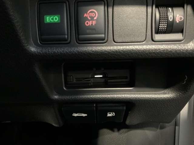 エクストレイル ２．０　２０Ｘｉ　２列車　４ＷＤ　９インチナビ　１１インチ後席モニター　セキュリティ　リアカメラ　ワンオナ　追従クルーズ　ＬＥＤ　ドライブレコーダ　インテリジェントキー　ＬＤＷ　サイドカメラ　ＥＴＣ　Ａストップ　ＡＡＣ　ナビ＆ＴＶ　メモリーナビ　キーフリー　アルミホイール（6枚目）