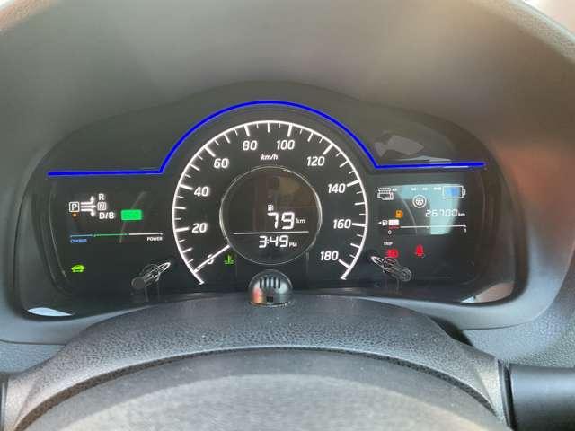 ノート １．２　ｅ－ＰＯＷＥＲ　メダリスト　メモリーナビ　アラウンドビューモニター　スマートルームミラー　社外ドラレコ　ＥＴＣ　ＬＥＤオートライト　フォグランプ　エマージェンシーブレーキ　踏み間違い防止　プラスチックバイザー　インテリキー　オートエアコン（4枚目）