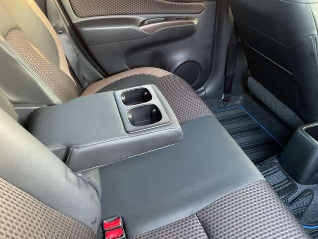 ノート １．２　ｅ－ＰＯＷＥＲ　メダリスト　メモリーナビ　アラウンドビューモニター　スマートルームミラー　社外ドラレコ　ＥＴＣ　ＬＥＤオートライト　フォグランプ　エマージェンシーブレーキ　踏み間違い防止　プラスチックバイザー　インテリキー　オートエアコン（18枚目）