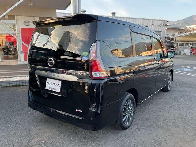 セレナ ２．０　ＸＶ　４ＷＤ　クルーズコントロール　メモリーナビ　レーンアシスト　インテリジェントキー　パワーウィンドウ　盗難防止装置　ドラレコ　ワンオーナー　ＥＣＯモード　両側パワースライドドア　メモリーナビ　アラウンドビューモニター　バックカメラ　４ＷＤ　ＥＴＣ（2枚目）