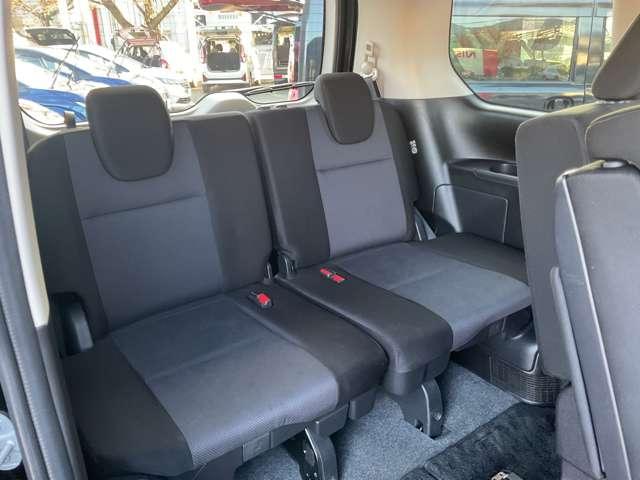 セレナ ２．０　ＸＶ　４ＷＤ　クルーズコントロール　メモリーナビ　レーンアシスト　インテリジェントキー　パワーウィンドウ　盗難防止装置　ドラレコ　ワンオーナー　ＥＣＯモード　両側パワースライドドア　メモリーナビ　アラウンドビューモニター　バックカメラ　４ＷＤ　ＥＴＣ（20枚目）