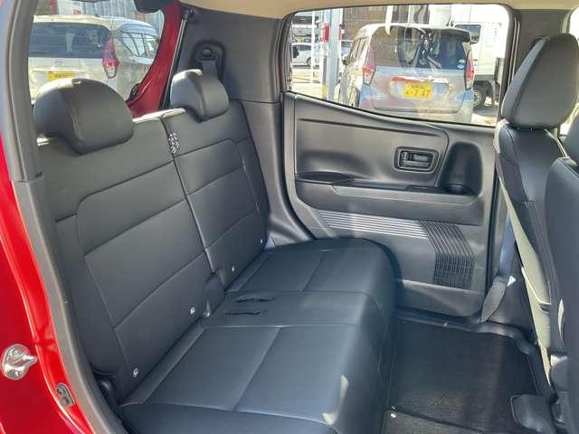 サクラ Ｘ　９０周年記念車　９インチナビ　ドライブレコーダー　ＬＥＤヘッドランプ　全方位Ｍ　アルミホイール　インテリジェントキー　ＥＴＣ　ドライブレコーダー　メモリーナビ　車線逸脱警報　エマージェンシブレーキ（17枚目）