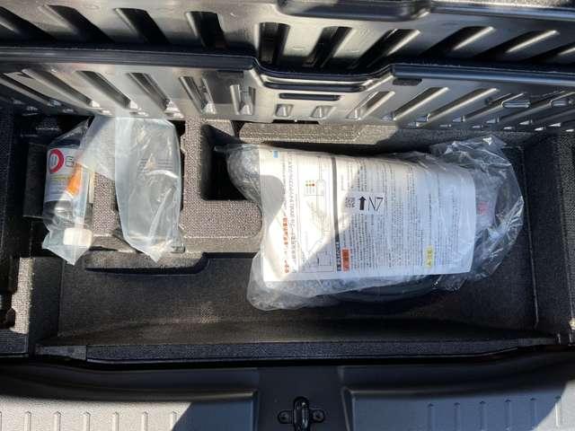 サクラ Ｘ　９０周年記念車　９インチナビ　ドライブレコーダー　ＬＥＤヘッドランプ　全方位Ｍ　アルミホイール　インテリジェントキー　ＥＴＣ　ドライブレコーダー　メモリーナビ　車線逸脱警報　エマージェンシブレーキ（20枚目）